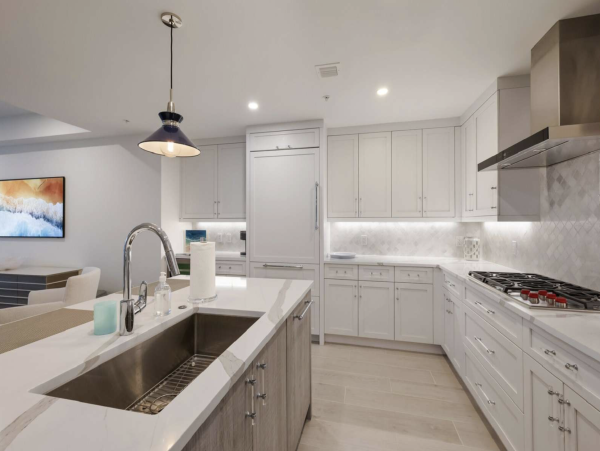 Spectacular Two Bedroom Vacation Condo in Siesta Key